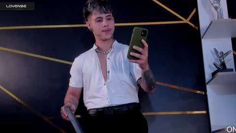 Snapshot of stefan_wonder_ chatting on 8, 2, 2025 Wonder online show from 8, 2, 2025