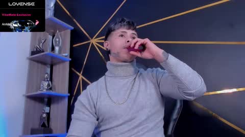 Snapshot of stefan_wonder_ chatting on 7, 3, 2025 Wonder online show from 7, 3, 2025