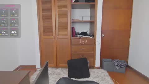 Stafania 3 online show from 8, 11, 2025