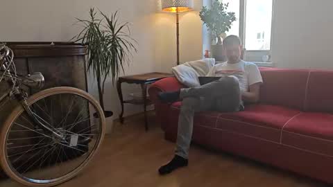 Stefan online show from 7, 6, 2026