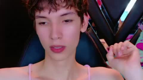stefany piink online show from 13, 6, 2026