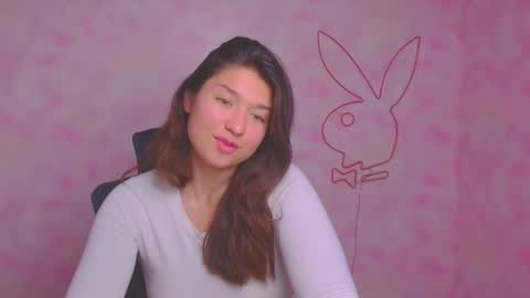 Snapshot of steffi_xo chatting on 6, 10, 2025 Steffi online show from 6, 10, 2025