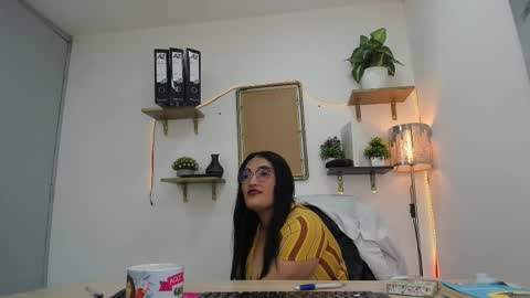 Stefy  online show from 4, 3, 2026
