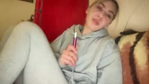 Snapshot of stefy_glow chatting on 25, 2, 2025 stefy_glow online show from 25, 2, 2025