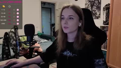 Snapshot of stella_and_carol chatting on 11, 10, 2025 Diana online show from 11, 10, 2025