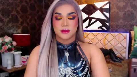 CALL ME STELLA online show from 4, 1, 2025