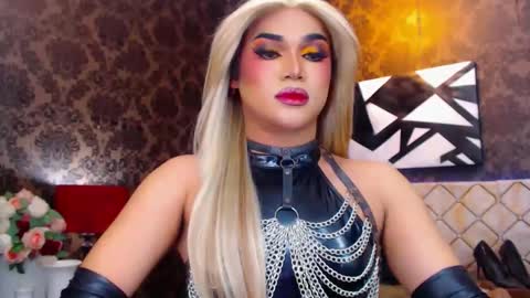 CALL ME STELLA online show from 21, 2, 2025