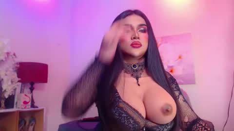 CALL ME STELLA online show from 27, 5, 2026