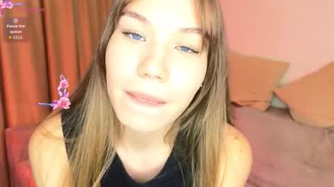 Snapshot of stellaotell chatting on 25, 10, 2025 Molly online show from 25, 10, 2025