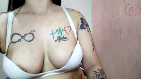 Stellapearlx online show from 11, 6, 2026