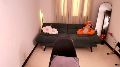 sara  instagram sariishalove online show from 12, 2, 2026