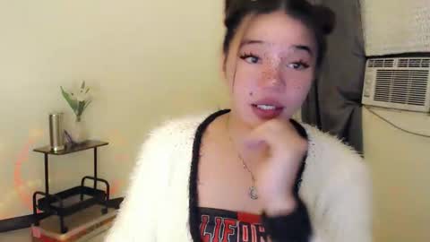 Snapshot of stellaxtemptationx chatting on 31, 10, 2025 Stella sweet online show from 31, 10, 2025