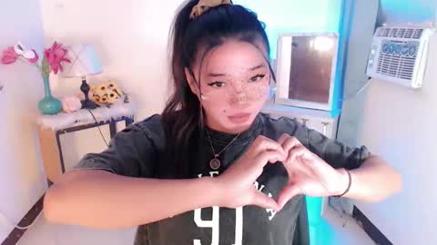 Snapshot of stellaxtemptationx chatting on 5, 11, 2025 Stella sweet online show from 5, 11, 2025