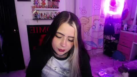 Snapshot of stephani_rousso chatting on 16, 5, 2026 joha cosmo online show from 16, 5, 2026