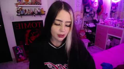 Snapshot of stephani_rousso chatting on 9, 6, 2026 joha cosmo online show from 9, 6, 2026