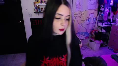 Snapshot of stephani_rousso chatting on 17, 6, 2026 joha cosmo online show from 17, 6, 2026