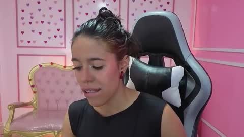 Stephania online show from 11, 10, 2025