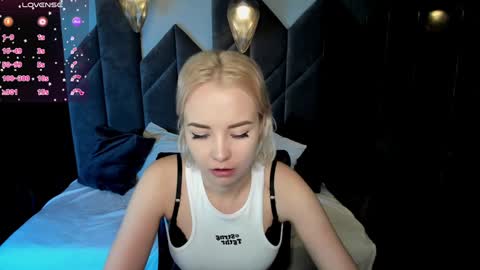 Stephanie Sea online show from 27, 1, 2025