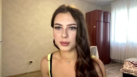 Snapshot of stephaniflicek chatting on 21, 5, 2026 Stephani online show from 21, 5, 2026
