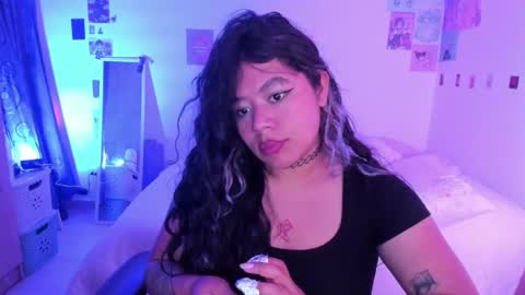 Stephanie  online show from 28, 1, 2025