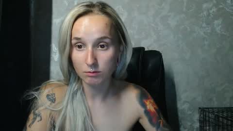 Snapshot of stephiepink chatting on 9, 9, 2025 Grace online show from 9, 9, 2025