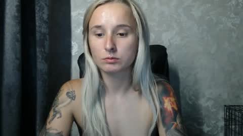 Snapshot of stephiepink chatting on 11, 9, 2025 Grace online show from 11, 9, 2025