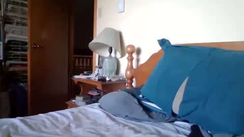 Ian23602 online show from 16, 10, 2025