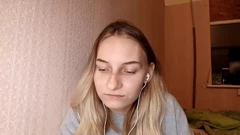 Snapshot of steviemorch chatting on 31, 10, 2025 Eva online show from 31, 10, 2025