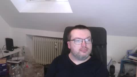 Snapshot of still_alive1985 chatting on 23, 2, 2026 Oliver online show from 23, 2, 2026