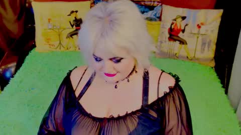 StiphlerMomy online show from 19, 11, 2025