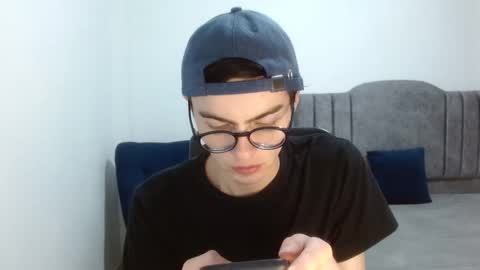 Snapshot of stiv_grant chatting on 9, 5, 2026 stiv_grant online show from 9, 5, 2026