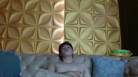 Steven Pooh online show from 3, 2, 2025