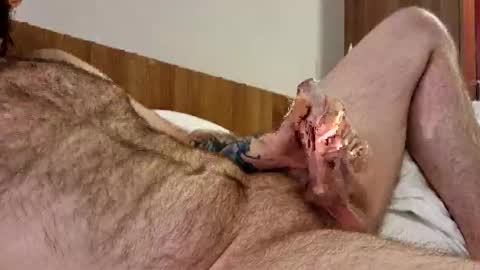 hairy dude online show from 19, 1, 2026