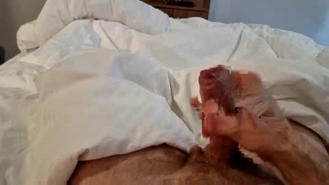 hairy dude online show from 21, 4, 2026