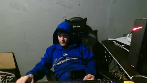 stonedpanda77 online show from 26, 12, 2024