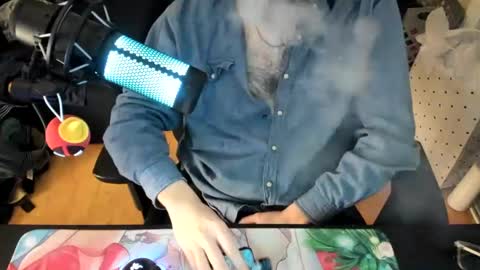 Snapshot of stoner_sad_boi chatting on 3, 1, 2025 Oliver online show from 3, 1, 2025