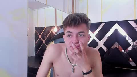 stonne69 online show from 26, 2, 2025