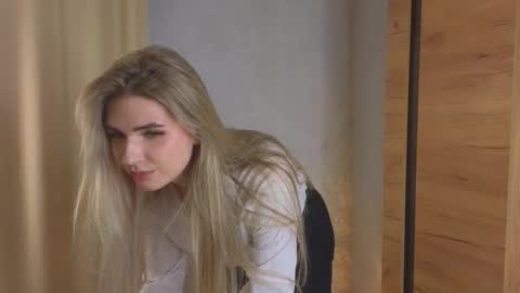 Luna online show from 18, 11, 2025