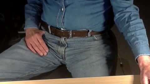 Dave online show from 14, 4, 2026