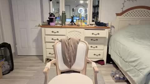 str8whiteboy21 online show from 3, 2, 2026