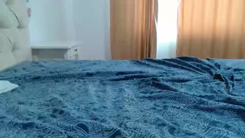 Snapshot of straight_curiouscock chatting on 21, 12, 2024 Vivian online show from 21, 12, 2024