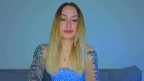 Snapshot of strawberrypie99 chatting on 23, 3, 2026 Tati and Lola online show from 23, 3, 2026