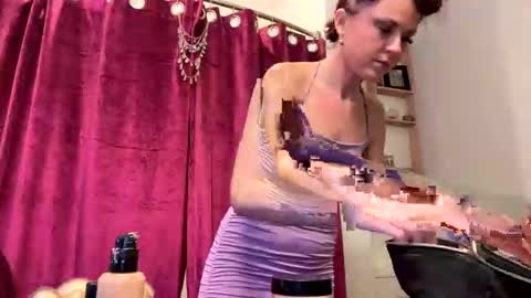 Ruby Moon online show from 25, 10, 2025