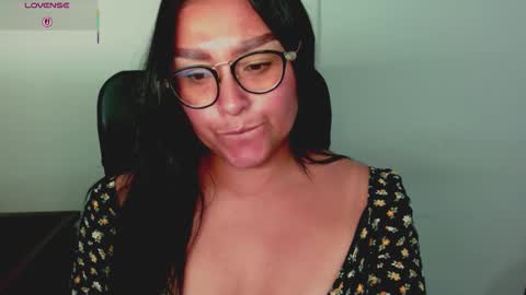 Snapshot of strawlux chatting on 13, 2, 2026 strawlux online show from 13, 2, 2026