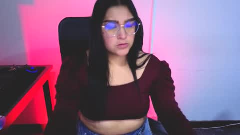 Snapshot of strawlux chatting on 27, 2, 2026 strawlux online show from 27, 2, 2026