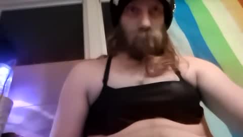 That1bitch online show from 9, 8, 2026