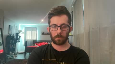 Snapshot of strokingdrummer2 chatting on 18, 9, 2025 strokingdrummer2 online show from 18, 9, 2025