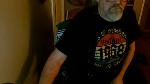 stroknpoker online show from 3, 1, 2025