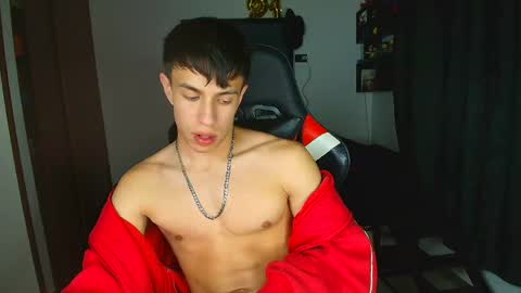 Snapshot of strong_jackxxx chatting on 13, 5, 2026 Daddy Jack online show from 13, 5, 2026