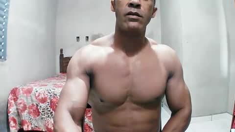 strongdaddyfantastic online show from 26, 3, 2026